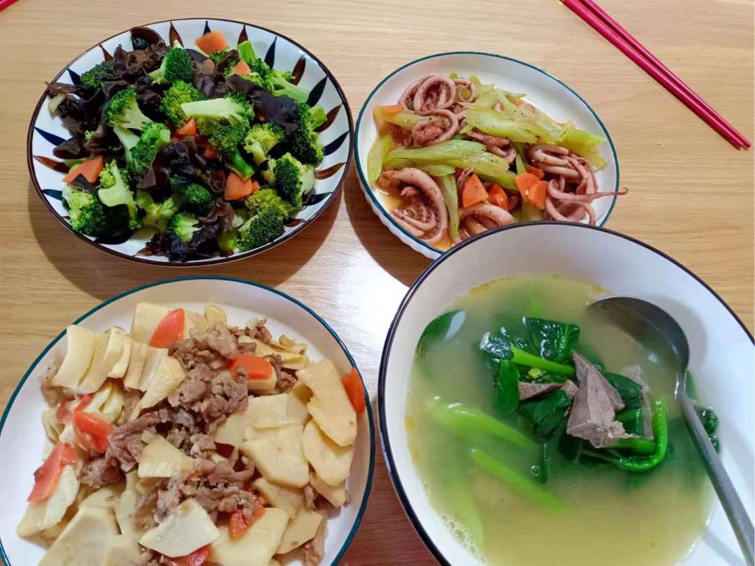 王阿姨年纪轻.6年月嫂经验，脾气好，干净卫生