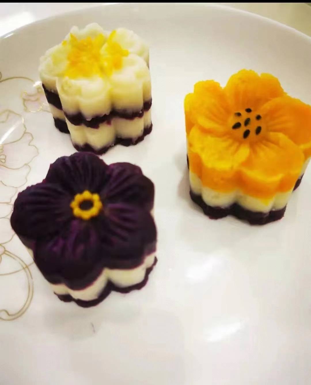 耐心负责好月嫂，情真意切似家人