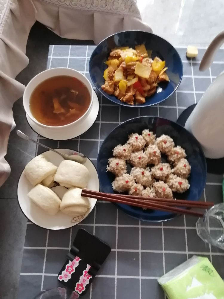 天鹅到家,一个成熟专业的月嫂公司