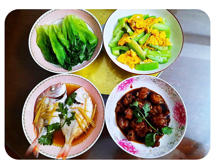 S4级别月嫂谭志青