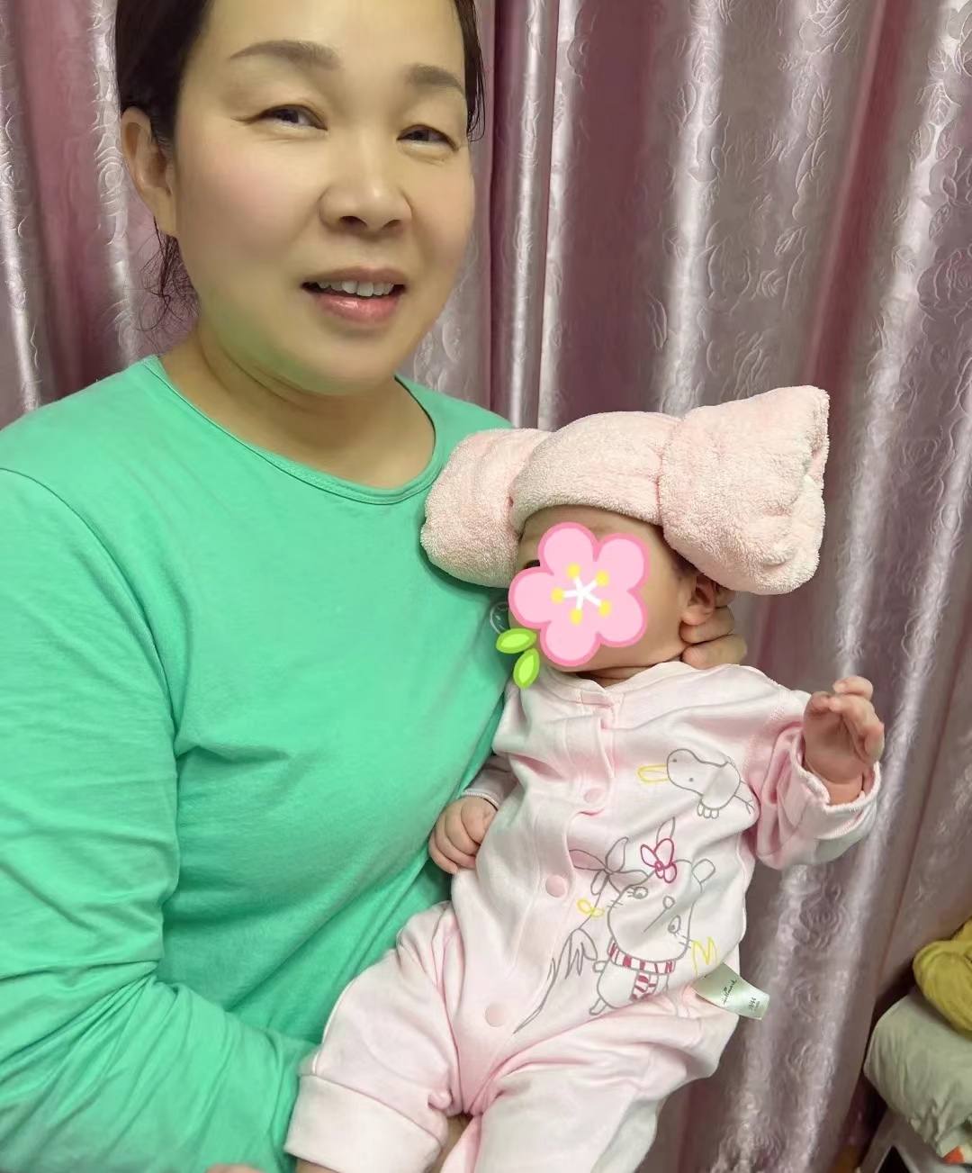 耐心负责好月嫂，情真意切似家人