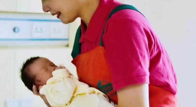 金牌好评型月嫂