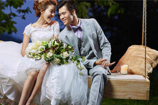 大视觉婚纱摄影工作室时尚案例