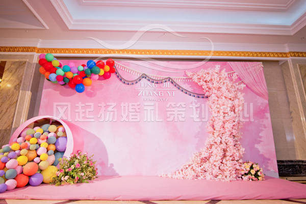 风起扬婚礼定制中心咖啡色案例
