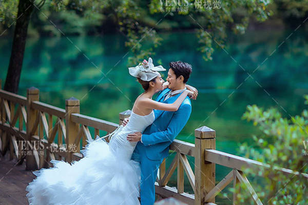 维纳斯婚纱摄影旅拍
