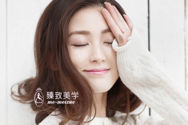 臻致美妆摄影纯背景案例