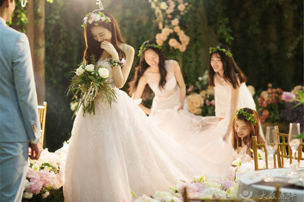 乐玛婚纱摄影小清新案例