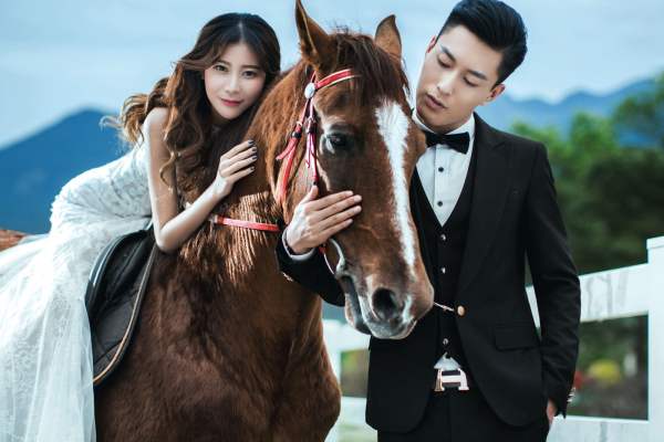 圣罗兰婚纱摄影尊荣馆套系