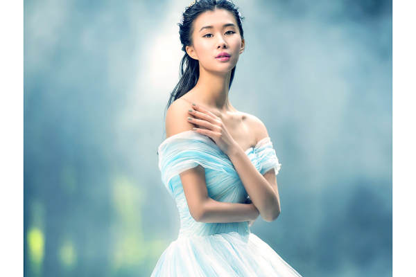 KIKIWONG婚纱美学馆水晶案例