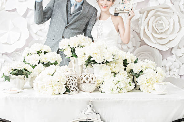 伊洛映像婚纱摄影宫殿教堂案例