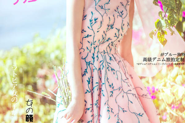 彼岸女王摄影花海案例