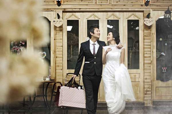 莎士比亚婚纱实景内景案例