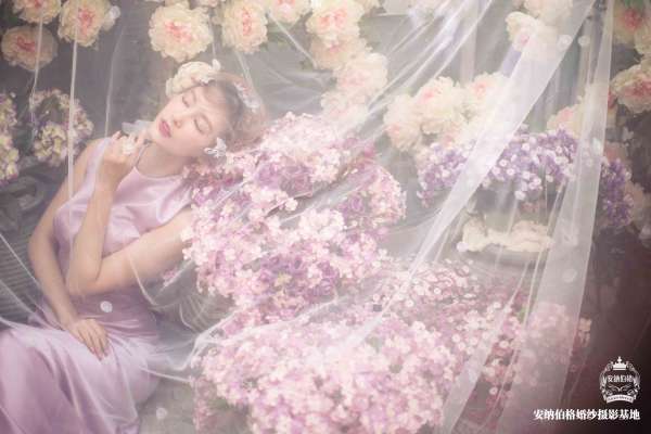 曼帝婚纱摄影个性案例