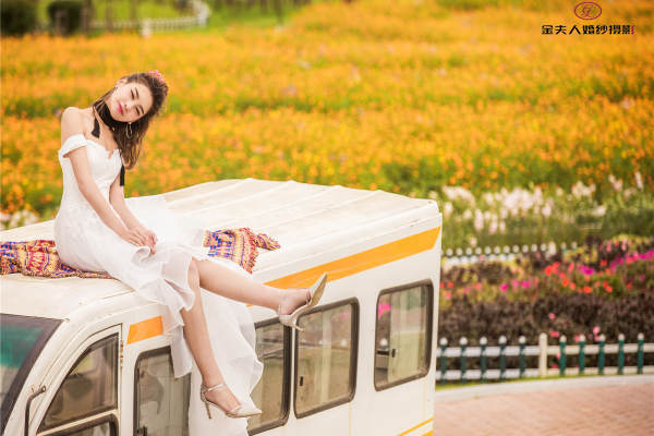 金夫人婚纱摄影花海案例