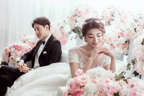 苏菲亚婚纱摄影花海案例