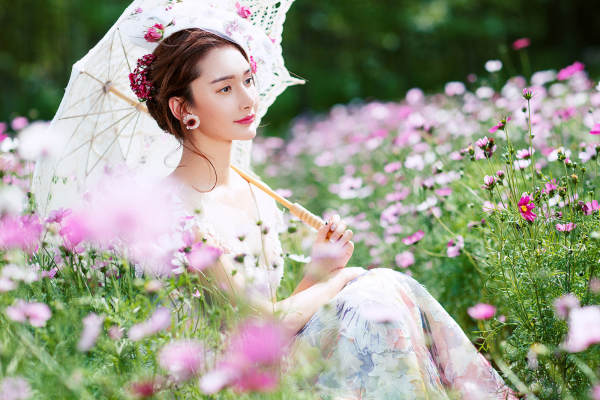 唯爱婚纱国际影城花海案例