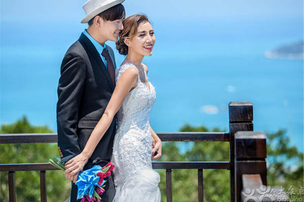 美丽庄园婚纱摄影个性案例