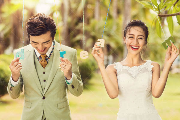 圣蒂亚婚纱摄影城市地标案例