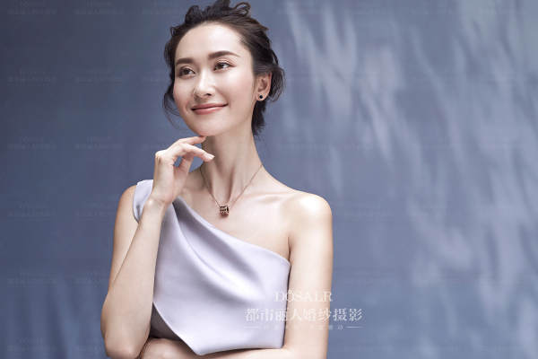 都市丽人婚纱摄影宫殿教堂案例