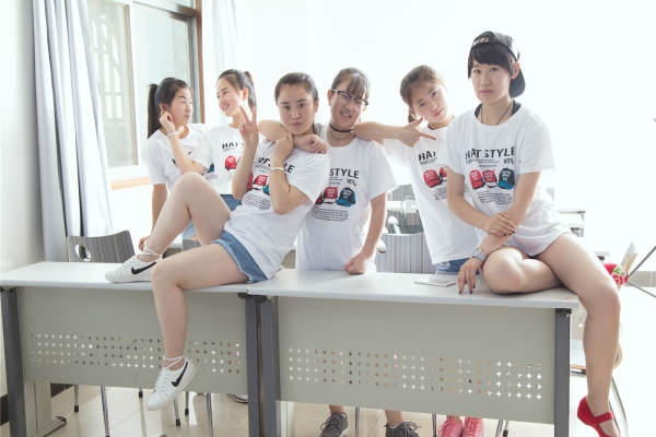 十二坊婚纱儿童摄影婚礼定制大合影案例