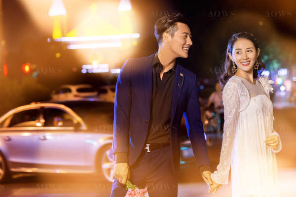 爱情万岁婚纱摄影夜景案例