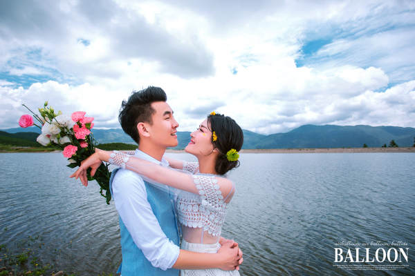 艾诺国际旅拍婚纱摄影花海案例