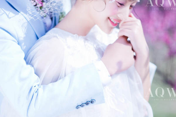 爱情万岁婚纱摄影小清新案例