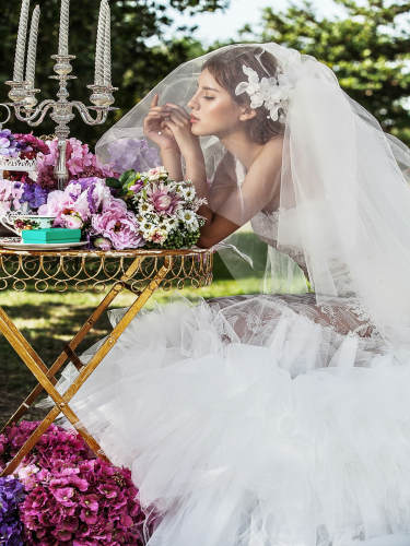 巴黎经典印象婚纱摄影花海案例