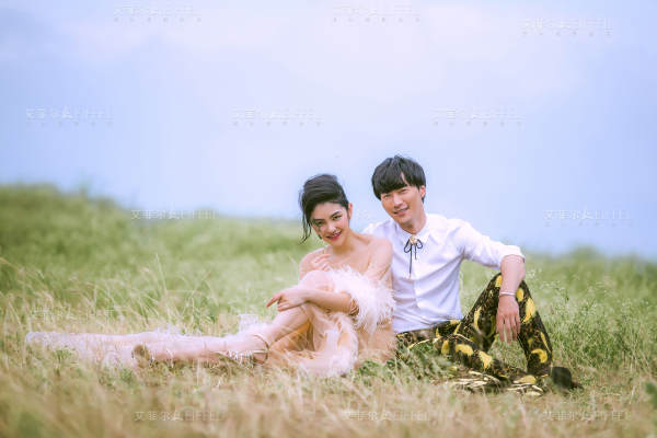 艾菲尔婚纱摄影会馆特色标签案例