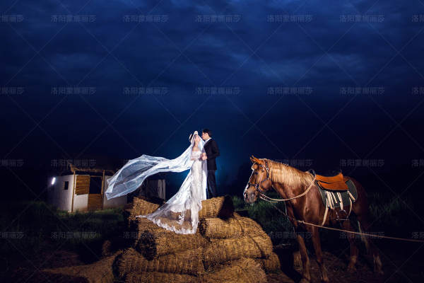 蒙娜丽莎婚纱摄影夜景案例