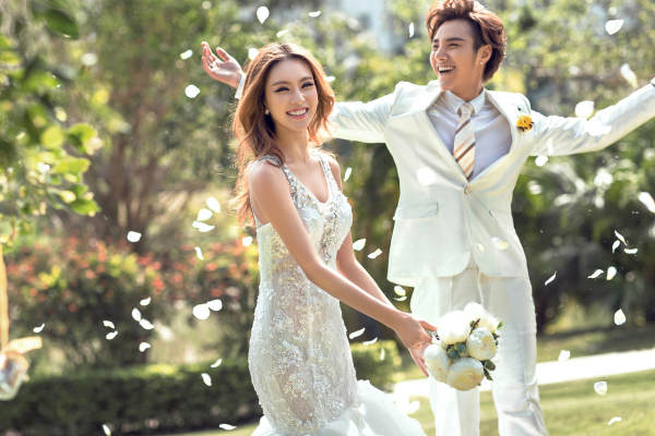 钟爱一生婚纱摄影花海案例