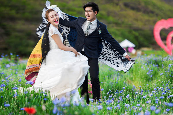 爱丽丝婚纱摄影套系