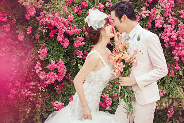 戛纳国际婚纱摄影连锁花海案例
