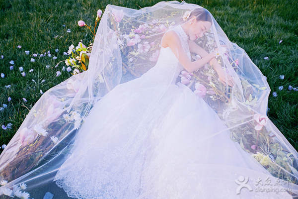 巴黎春天婚纱摄影小清新案例