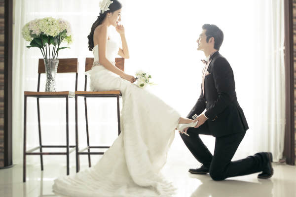 巴黎春天婚纱摄影个性案例