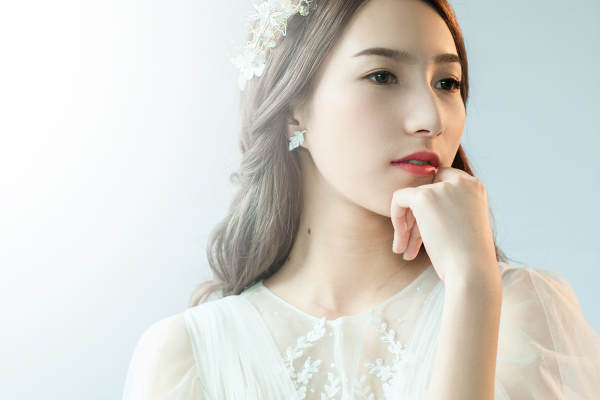 麦田婚纱摄影纯色案例