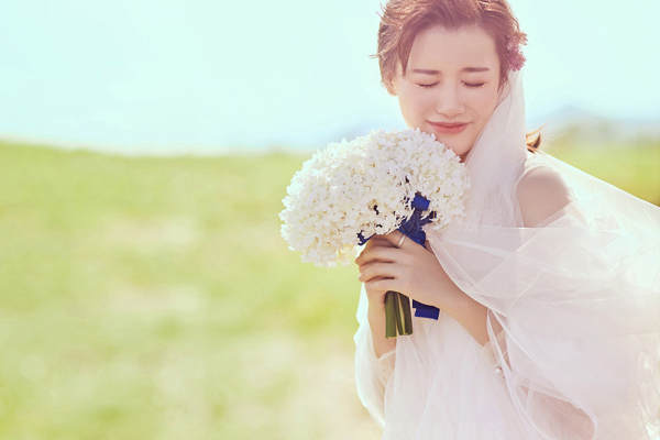 真善美婚纱摄影花海案例