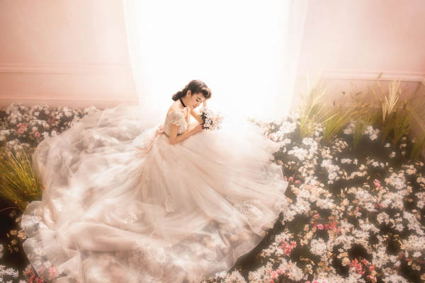 唯爱婚纱国际影城花海案例