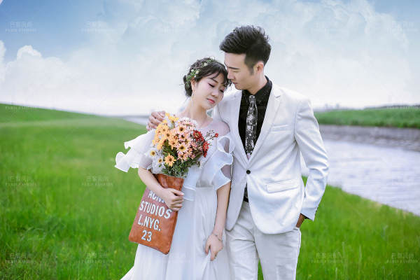 巴黎风尚婚纱摄影海景案例