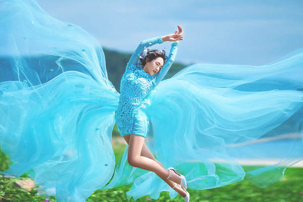 王东升婚纱摄影绿地案例