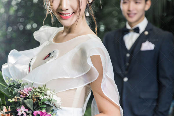 巴黎婚纱精致摄影套系