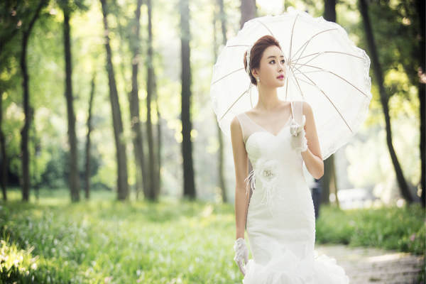 浪漫经典婚纱摄影花海案例
