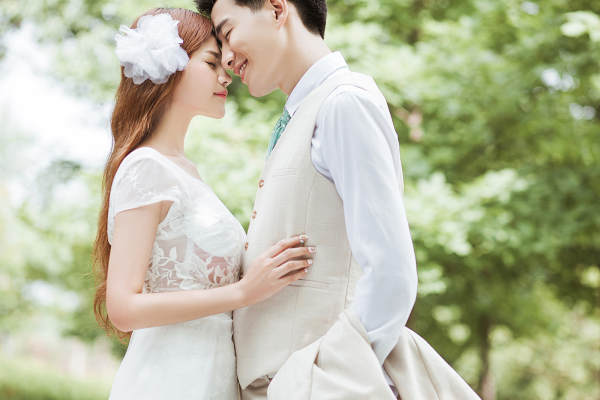 薇薇新娘婚纱摄影宫殿教堂案例