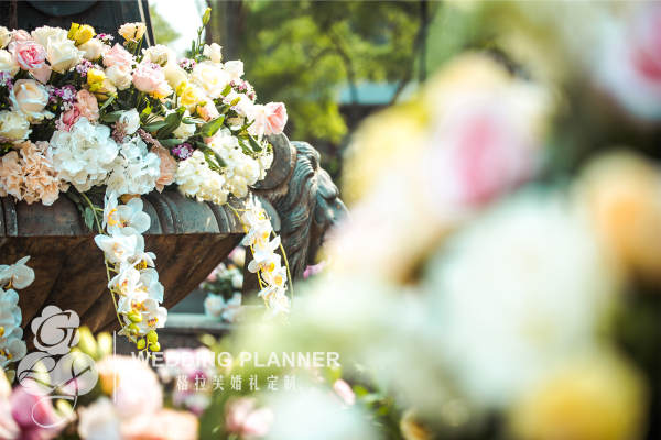 格拉芙婚礼花海案例