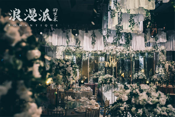 白色+金色套系