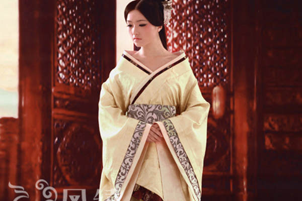 盘子女人坊婚纱摄影特色客片