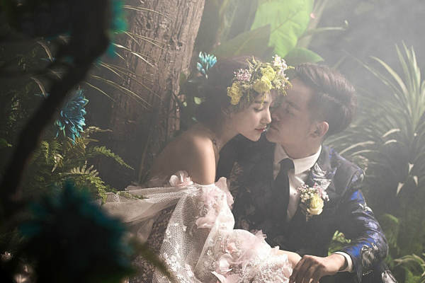 朵朵拉婚纱摄影复古案例