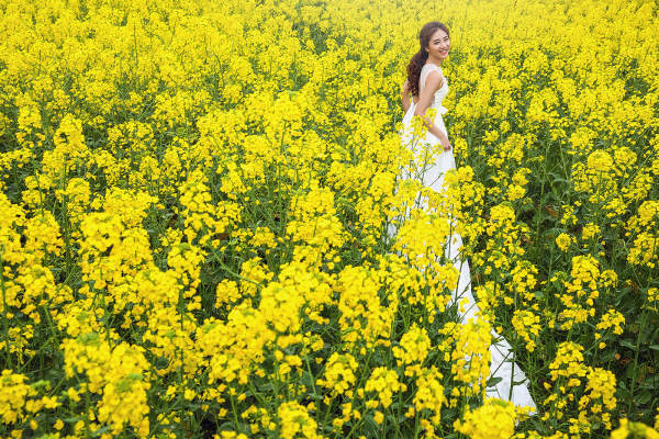 I Do埃杜婚纱摄影花海案例