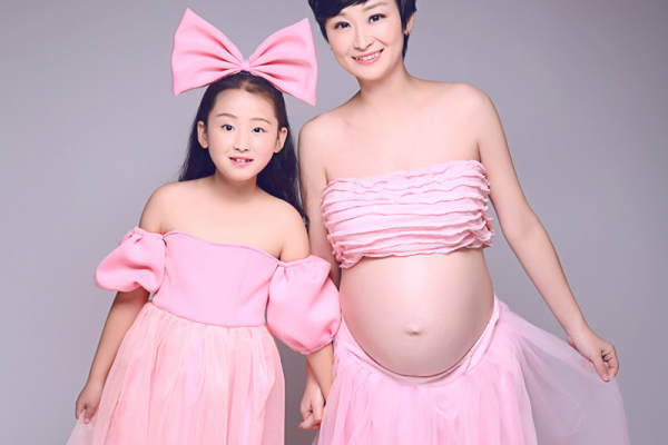 致青春婚纱摄影城市地标案例