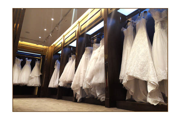 初美婚礼策划礼服区展示